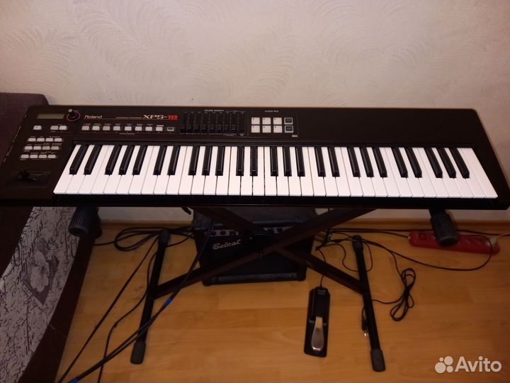 Продам синтезатор Roland xps 10