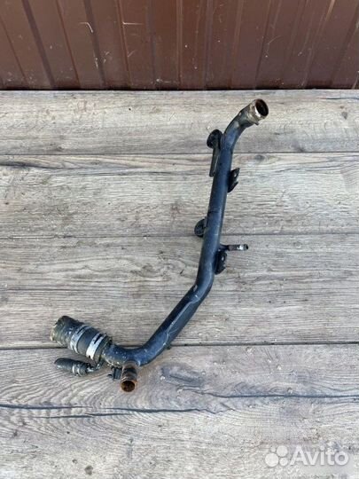 Трубка охлаждения Volkswagen Passat 2.0