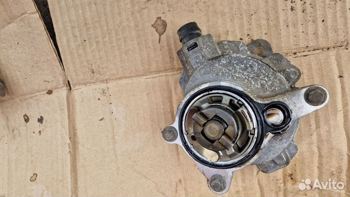 Вакуумный Насос Вольво с60 с80 в70 хс60 2.0 R9DA