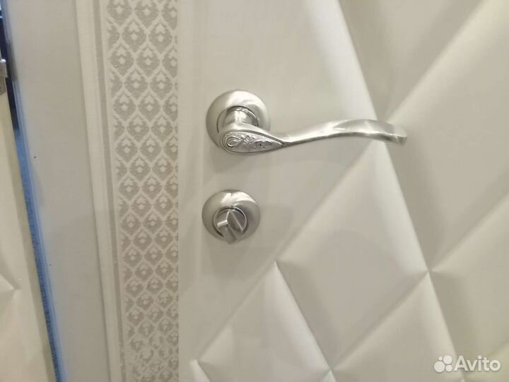 Двери межкомнатные б.у. 6 штук