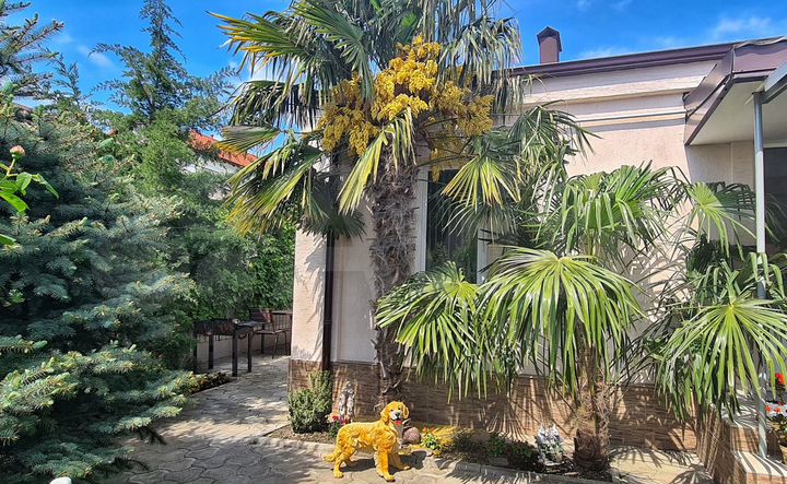 Дом 100 м² на участке 4 сот.