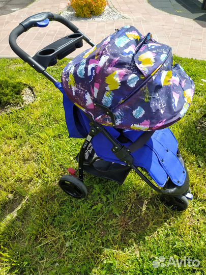 Прогулочная коляска