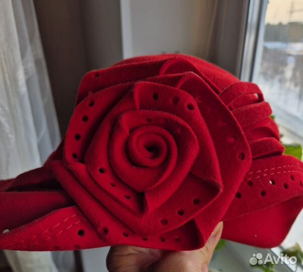 Шляпа фетровая женская красная