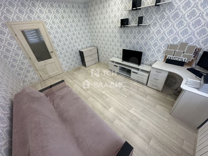 2-к. квартира, 55 м², 2/4 эт.