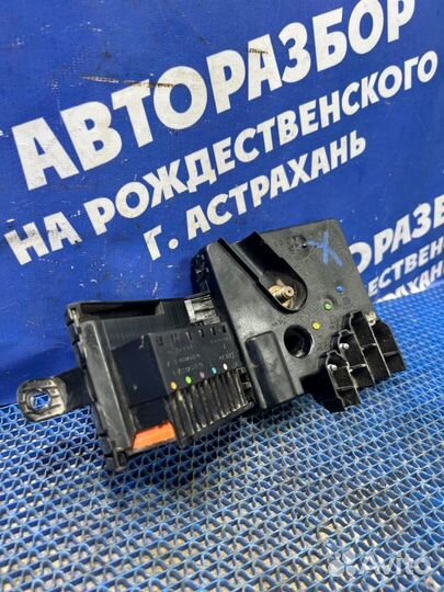 Блок предохранителей Mercedes-Benz W211 седан 2006