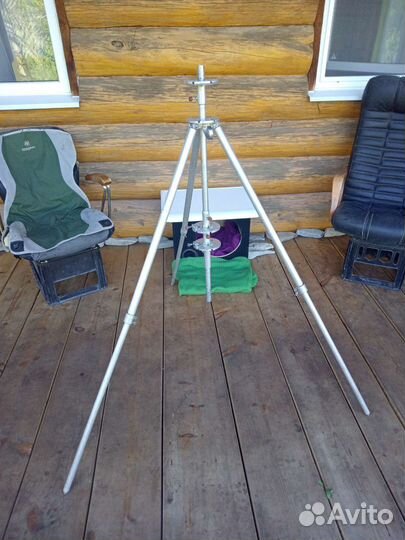 Штатив тренога