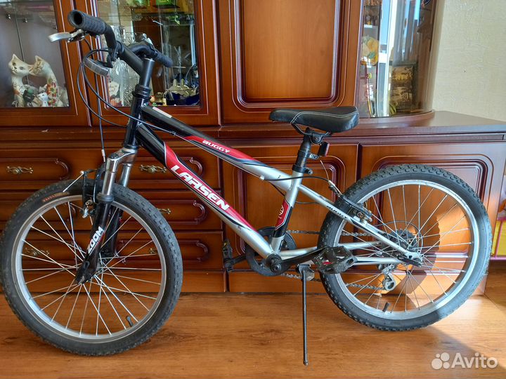 Продается велосипед Larsen Buggy