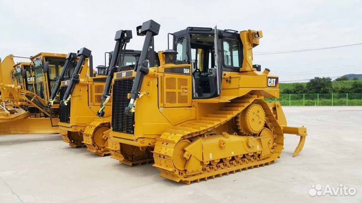 Стекло на Бульдозер Caterpillar D6R