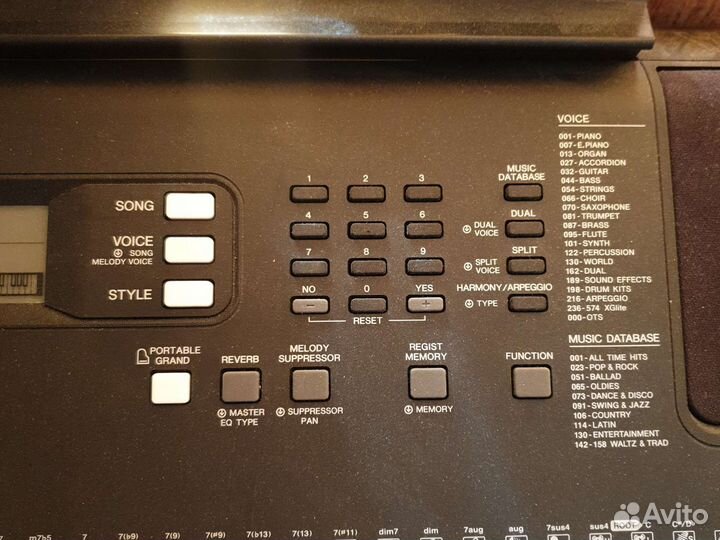 Синтезатор Yamaha YPT-360