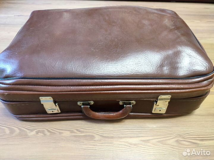 Чемодан времен СССР
