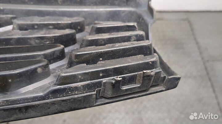 Решетка радиатора Nissan Qashqai, 2013