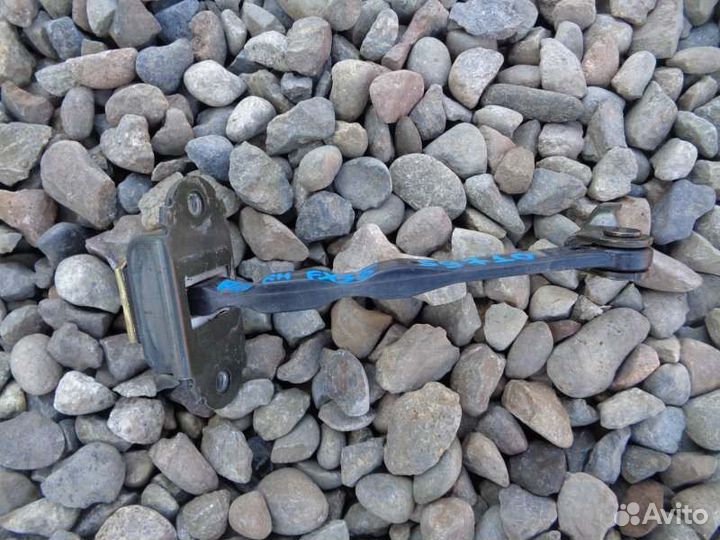 Ограничитель двери задний правый Infiniti Fx35 S50