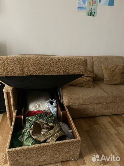 Угловой диван