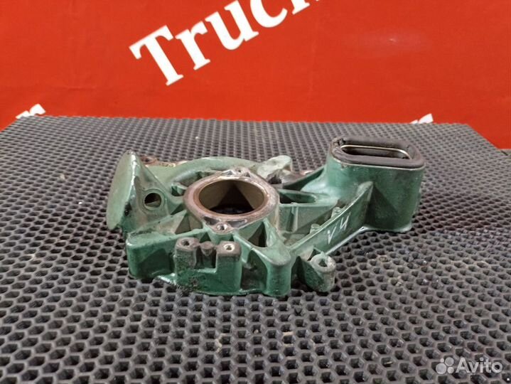 Корпус водяного насоса Volvo FH