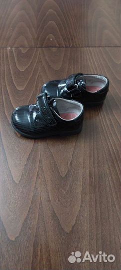 Лакированные туфли для мальчика 20 размер