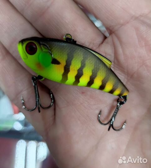 Раттлин виб Zip Baits Calibra Fine