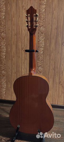 Классическая гитара Cremona