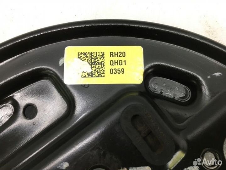 Пыльник тормозного диска задний правый Kia Rio 4