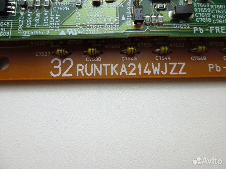 Инвертор runtka214wjzz Sharp LC-32P55E