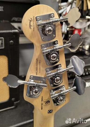 Бас-гитара Fender Squier Deluxe V Jazz Bass