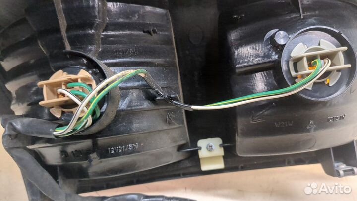 Фонарь (задний) Lexus LX, 2000