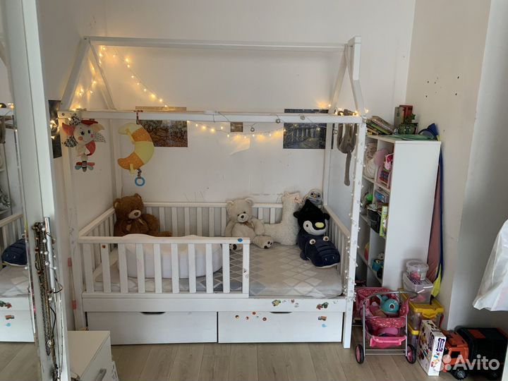 Кровать домик