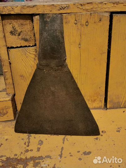 Ледоруб топор