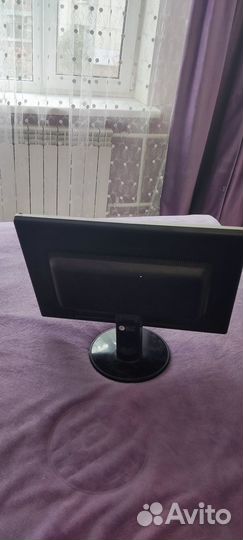 Монитор LG Flatron W2042T