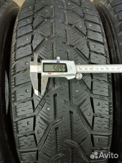 Tigar SUV Ice 215/65 R17 103T