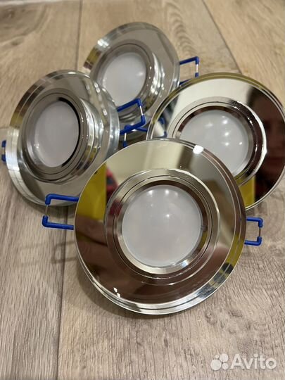 Светильник потолочный