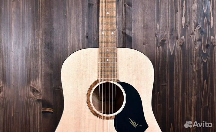 Акустическая гитара Maton + Аксессуары