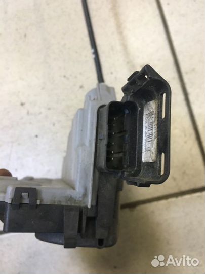 Замок дверной задний правый Peugeot 508