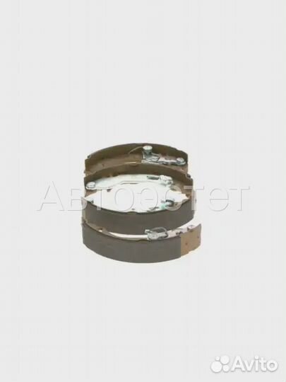 Тормозные колодки барабанные задний мост 0 986 487 669