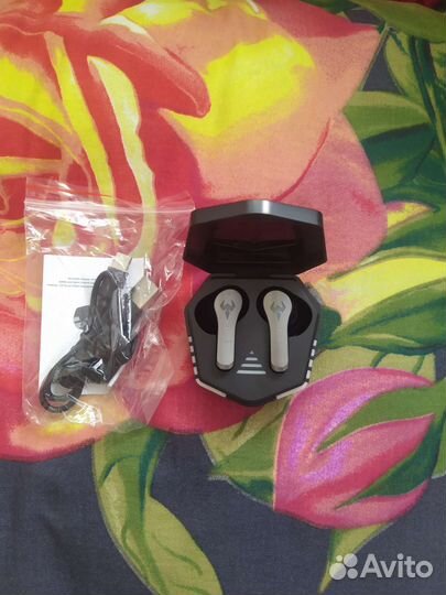 Беспроводные наушники