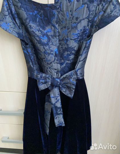 Платье для девочки праздничное 128