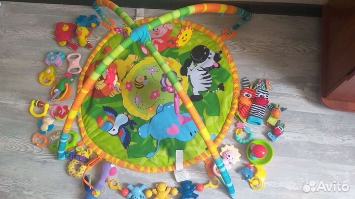 Развивающие игрушки,погремушки пакетом