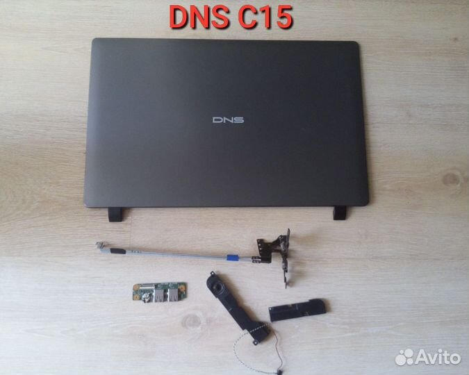 11 ноутбуков в разборе (+петли+шлейфы)