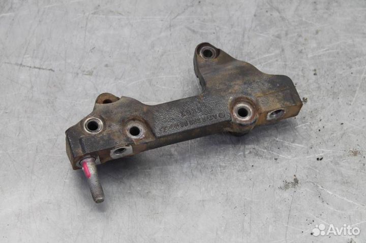 Кронштейн Ssang Yong NEW action