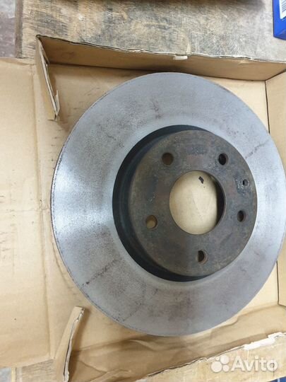 Диски передние тормозные б/у, с проточки от Mazda