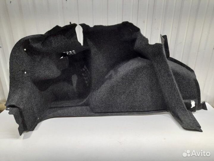 Обшивка багажника левая Volkswagen Polo 614 1.6