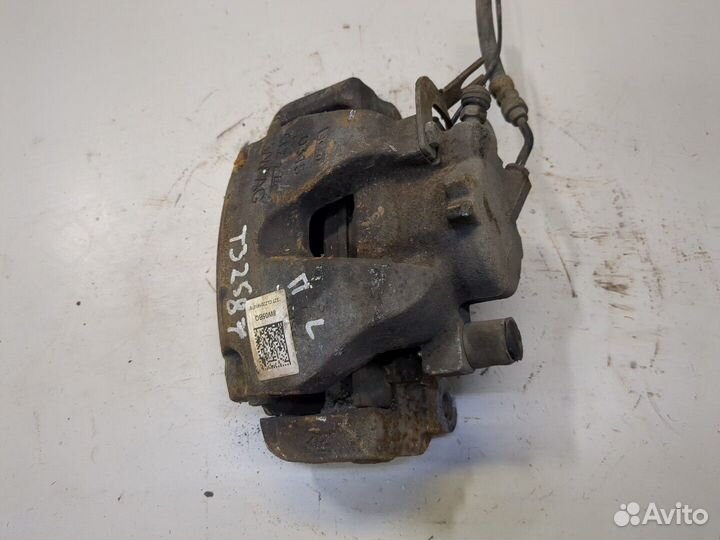 Суппорт Audi A4 (B9), 2016