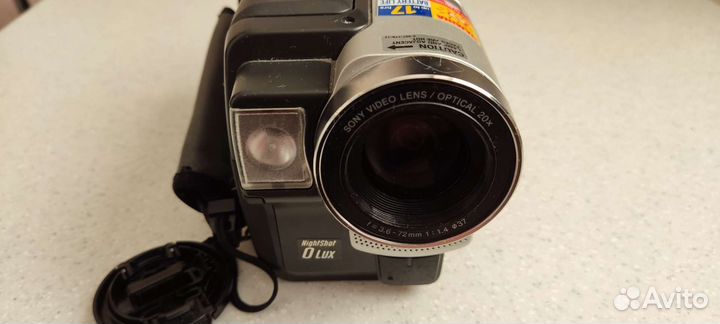 Видеокамера Sony handycam video Hi8 CCD-TR728E