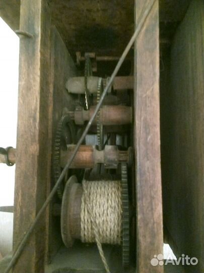 Часы ходики 18 век с деревянным механизмом