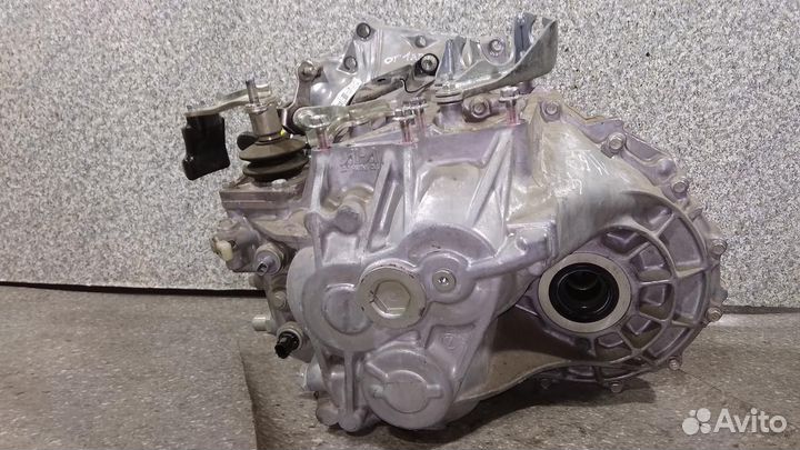 МКПП (механическая коробка переключения передач) T