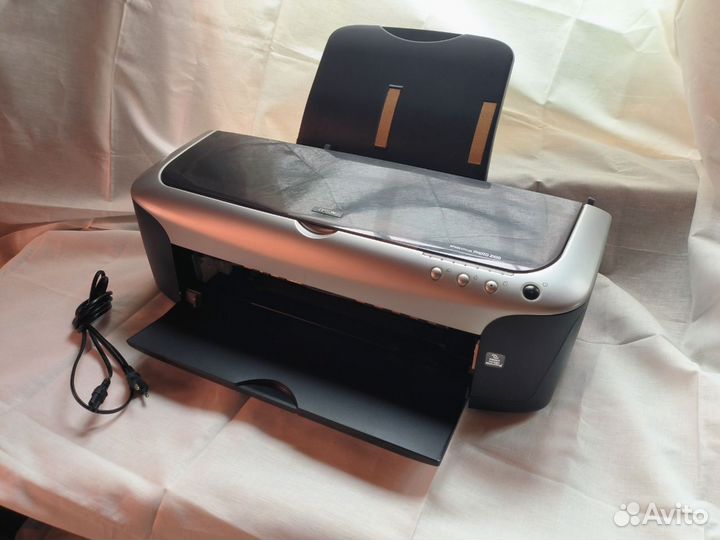 Фото принтер Epson Stylus 2100