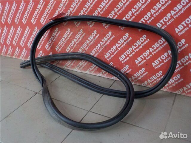 Уплотнитель багажника Renault Sandero BS12 K7JA710