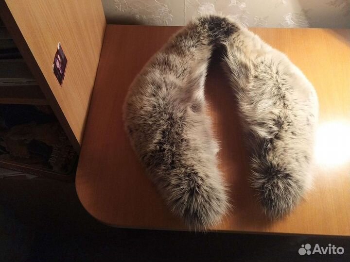 Меховой воротник песец+нарукавники