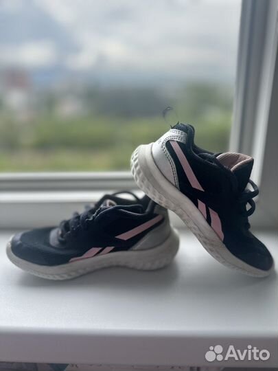 Летние Кроссовки для девочки reebok 27 размер