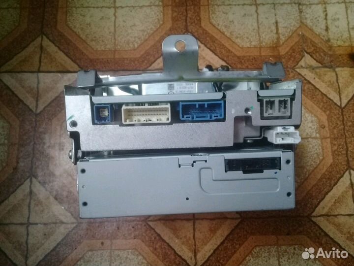 Магнитола. сенсор