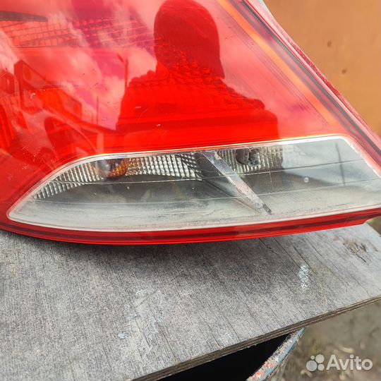 Hyundai Solaris I задний фонарь L